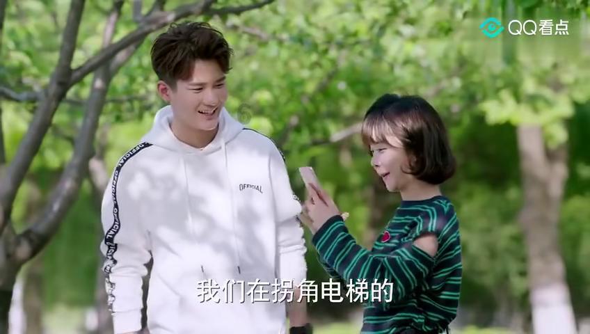 朋友父亲不在了，是不能继承爷爷的房产吗？只能伯父继承吗？朋友父亲不在已经很可怜，一点都拿不到吗？游戏画面